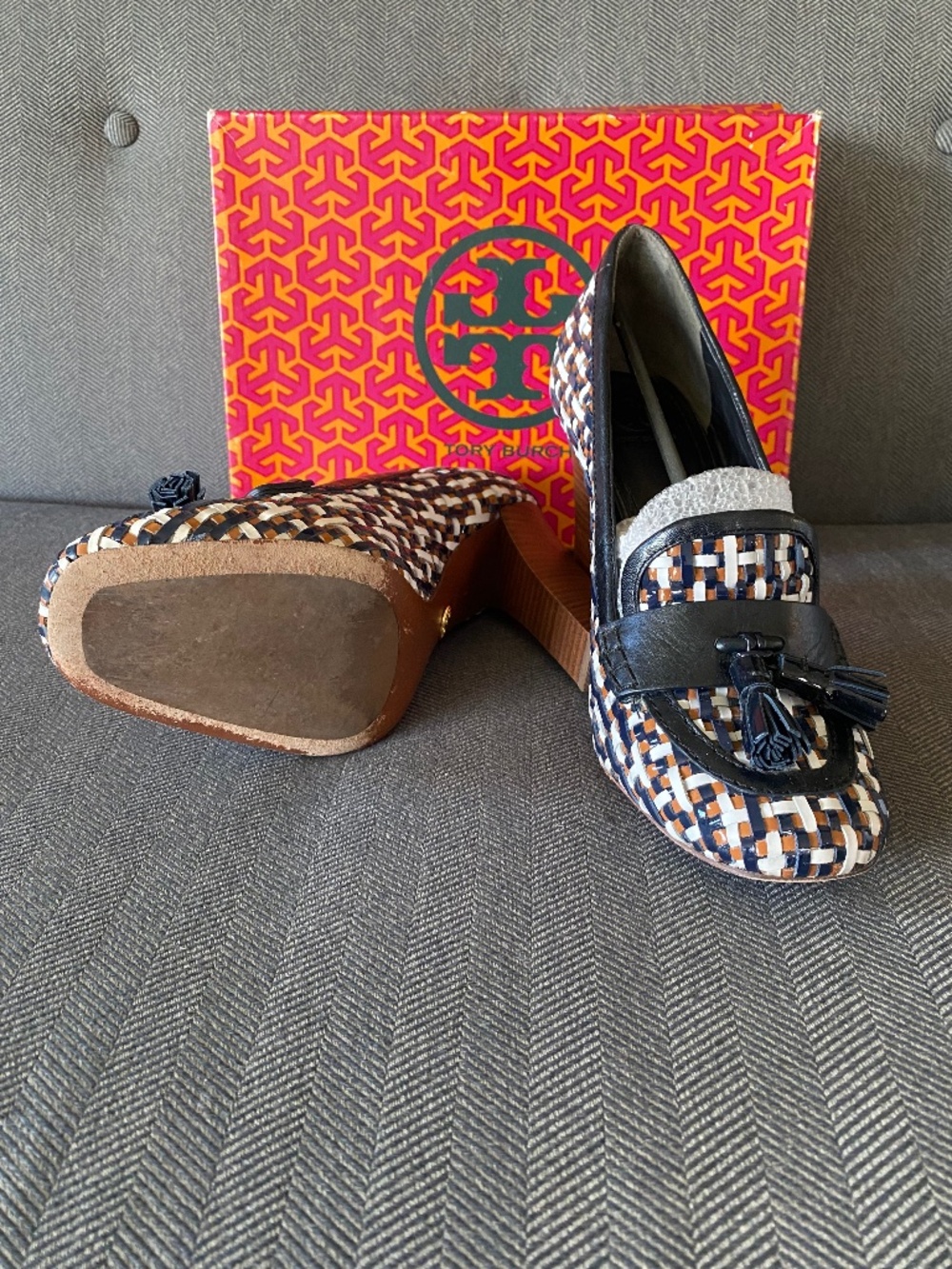 Tory Burch 4inch Heel Careen woven patent leather loafer pump- size 10